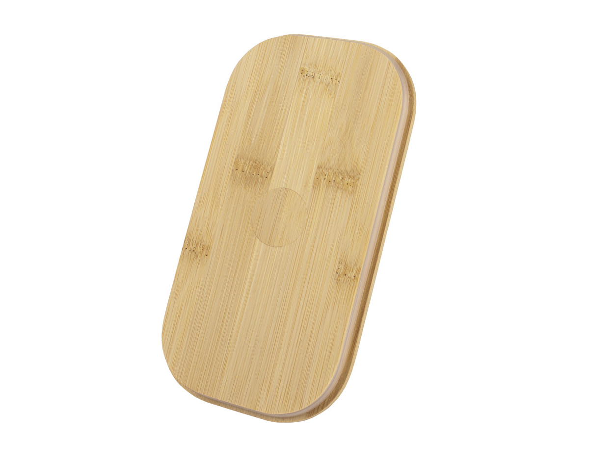 Lancheira de 700ml feita em plástico RPET, com tampa de bambu e alça elástica. Compacta, sustentável e perfeita para transportar refeições com estilo e praticidade no dia a dia.