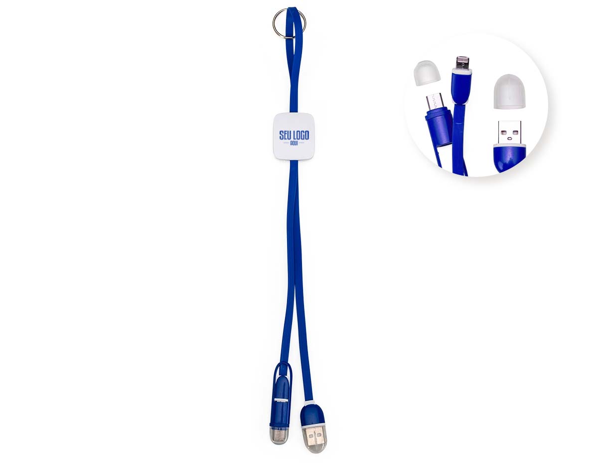 Cabo de dados USB com dois conectores: Lightning e Tipo-C, compatíveis com diversos dispositivos. Possui base plástica quadrada para personalização, tampas protetoras para os conectores e argola para uso como chaveiro, facilitando o transporte e a organização.