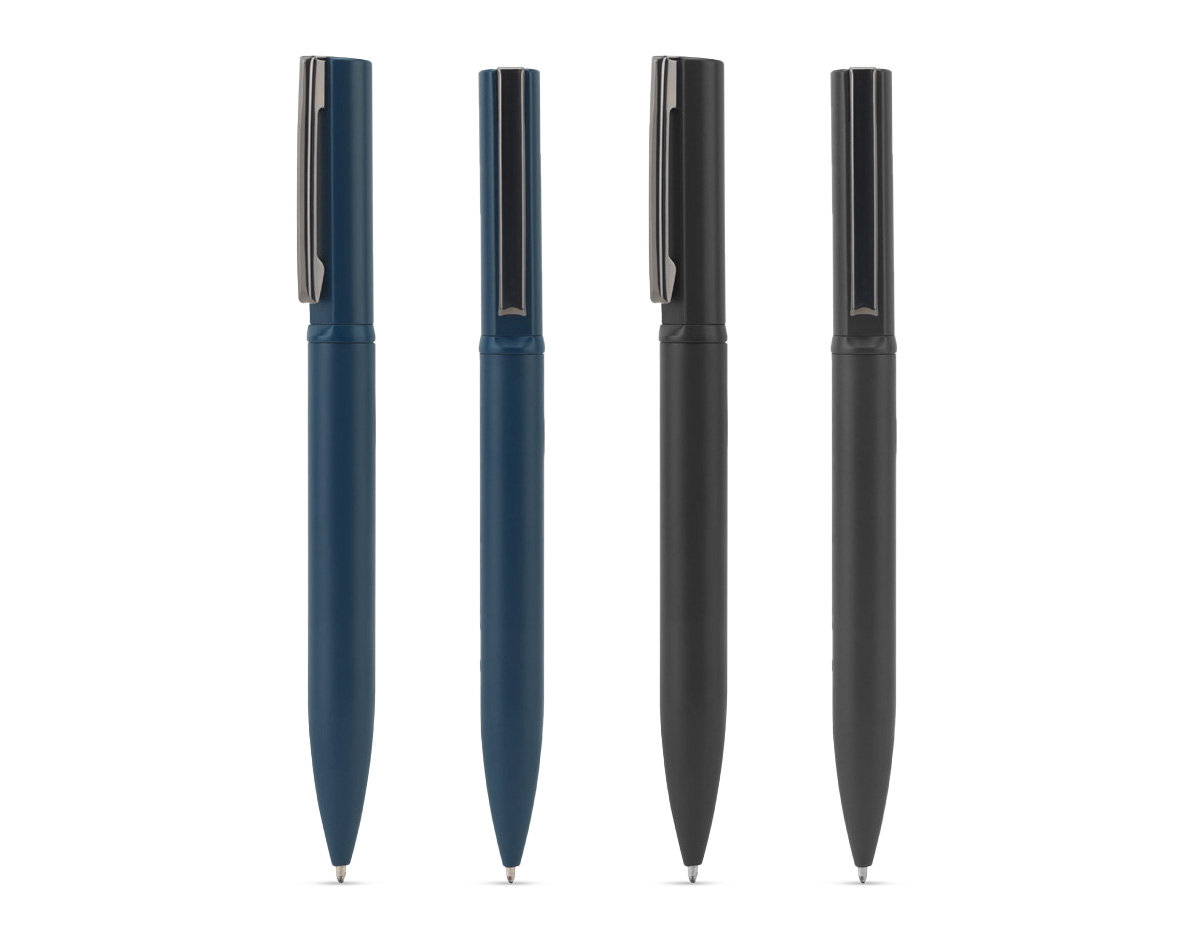 Esferográfica elegante em metal 60% reciclado. A esferográfica tem um clipe, mecanismo twist e escrita em azul até 1,5 km. Uma escolha perfeita para realçar a identidade da sua marca. Fornecido em caixa presente de papel proveniente de gestão florestal sustentável.