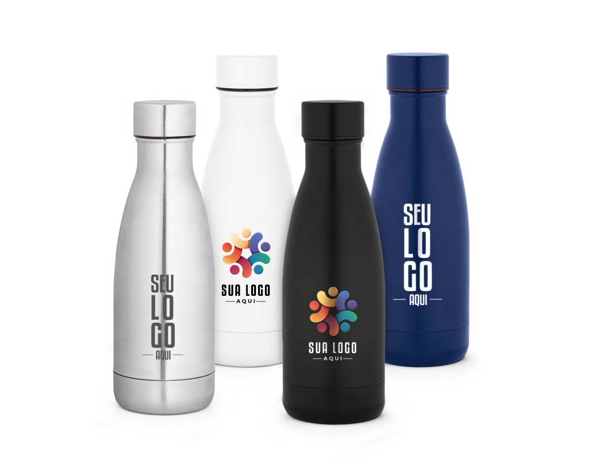 Garrafa térmica com capacidade de até 400 mL, fabricada em aço inox 90% reciclado. Possui parede dupla com isolamento a vácuo e acabamento fosco. A tampa de rosca é à prova de vazamentos, garantindo segurança no transporte de bebidas quentes ou frias.
