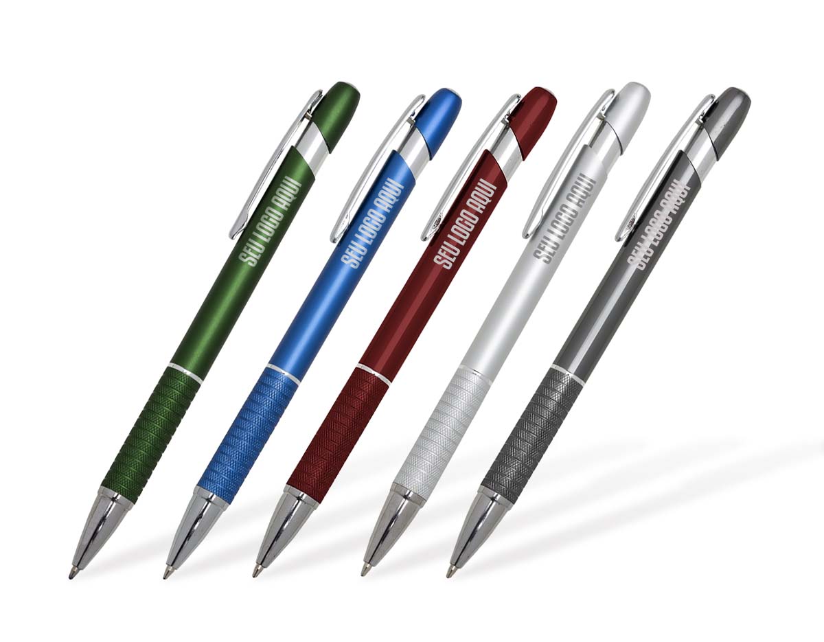 Caneta semimetálica com acabamento elegante e acionamento por clique, perfeita para o dia a dia. Possui carga esferográfica azul de escrita suave e duradoura. Ideal como brinde corporativo, une funcionalidade, estilo e excelente custo-benefício. Um item útil e versátil para destacar sua marca com praticidade e sofisticação.