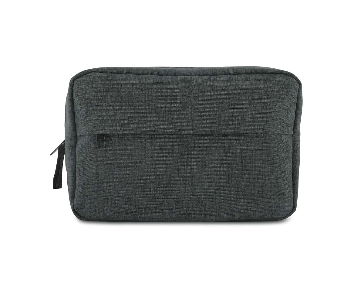 Nécessaire em poliéster 300D resistente, ideal para organização de itens pessoais. Conta com compartimento frontal com zíper para fácil acesso e alça de mão para transporte prático. Funcional e versátil, é uma excelente opção de brinde corporativo, unindo utilidade e estilo.