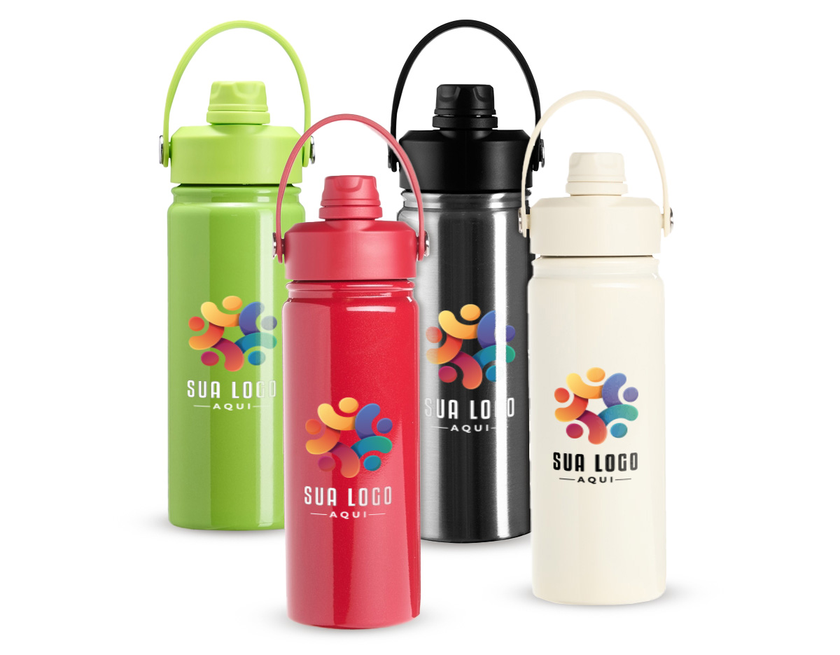 Garrafa térmica em aço inox 304 e capacidade para até 600ml. Apresenta estrutura de parede dupla e vedação a vácuo, oferecendo a conservação da temperatura de líquidos por mais tempo. Possui tampa rosqueável feita em plástico com proteção para o bocal, bico flip, canudo interno removível e alça fixa para transporte.