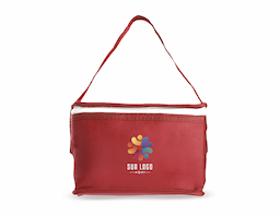 Bolsa térmica confeccionada em TNT 80g/m², leve, prática e ideal para o dia a dia. Possui interior costurado com revestimento em algodão e folha de alumínio, auxiliando na conservação da temperatura de alimentos e bebidas por mais tempo. Uma excelente opção de brinde corporativo funcional, versátil e personalizável para eventos, campanhas promocionais e ações empresariais.
