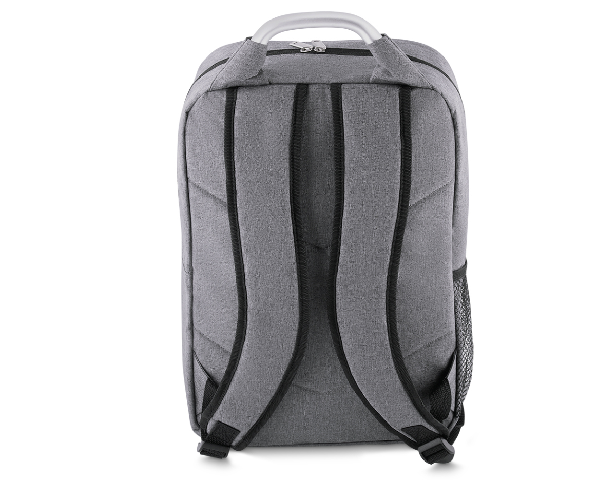 Mochila para notebook em tecido polyester. Possui porta notebook e alça de mão. 50x30x12cm